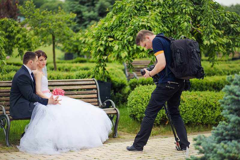 7 причин воспользоваться услугами свадебного фотографа - фото 2