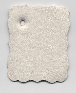 Фотокнига в обложке из бежевой кожи