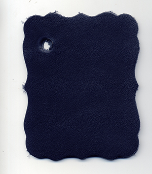 Фотокнига в обложке из темно-синей кожи